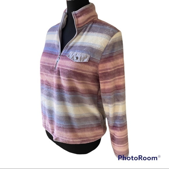 SOFT AND COZY FURRY TOPππ - Picture 2 of 7